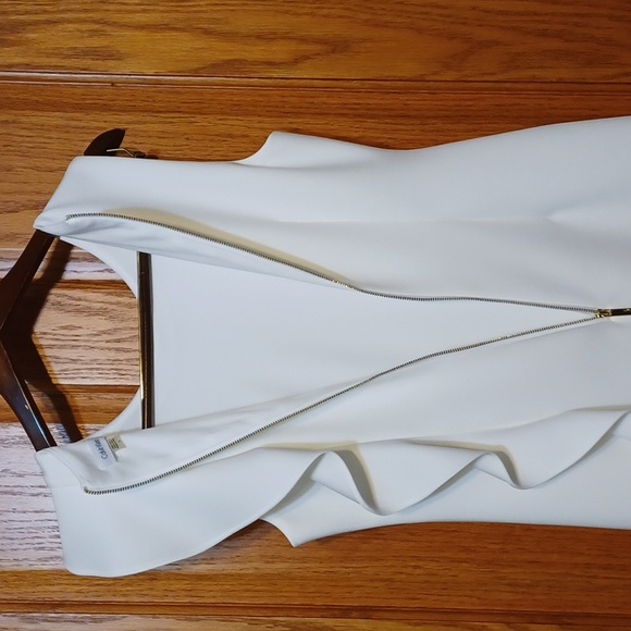 Calvin Klein Women's Sleeveless Sheath with a Side Ruffle Dress, Cream, Size 6 - Picture 13 of 16